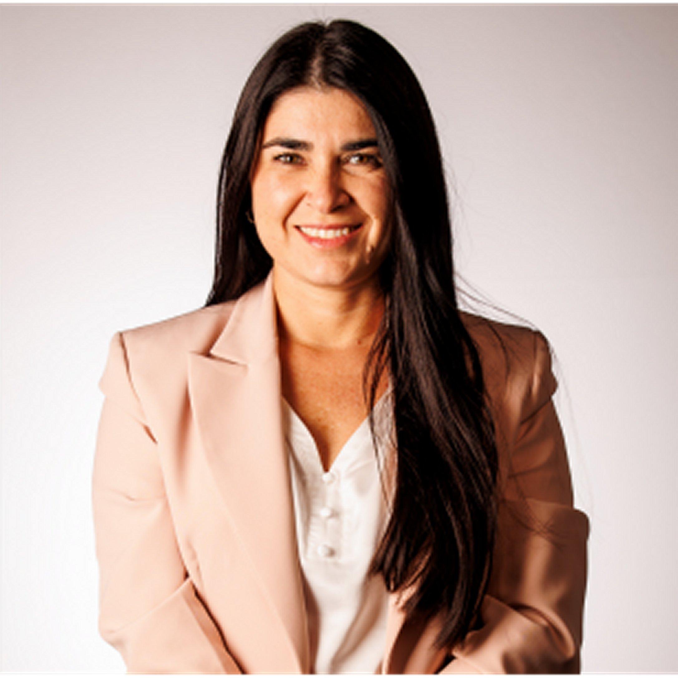 Dra. María Josefina Van Gelderen