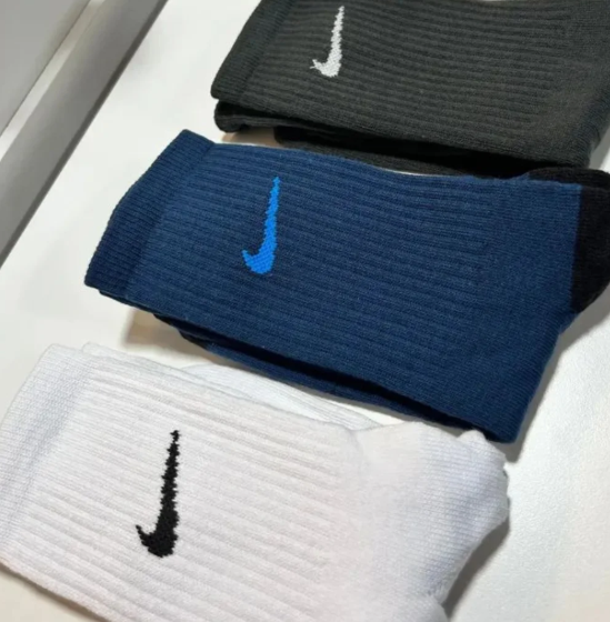 Imagen de MEDIAS DEPORTIVAS