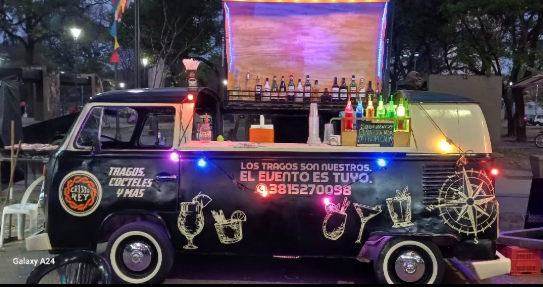 COCTELERIA