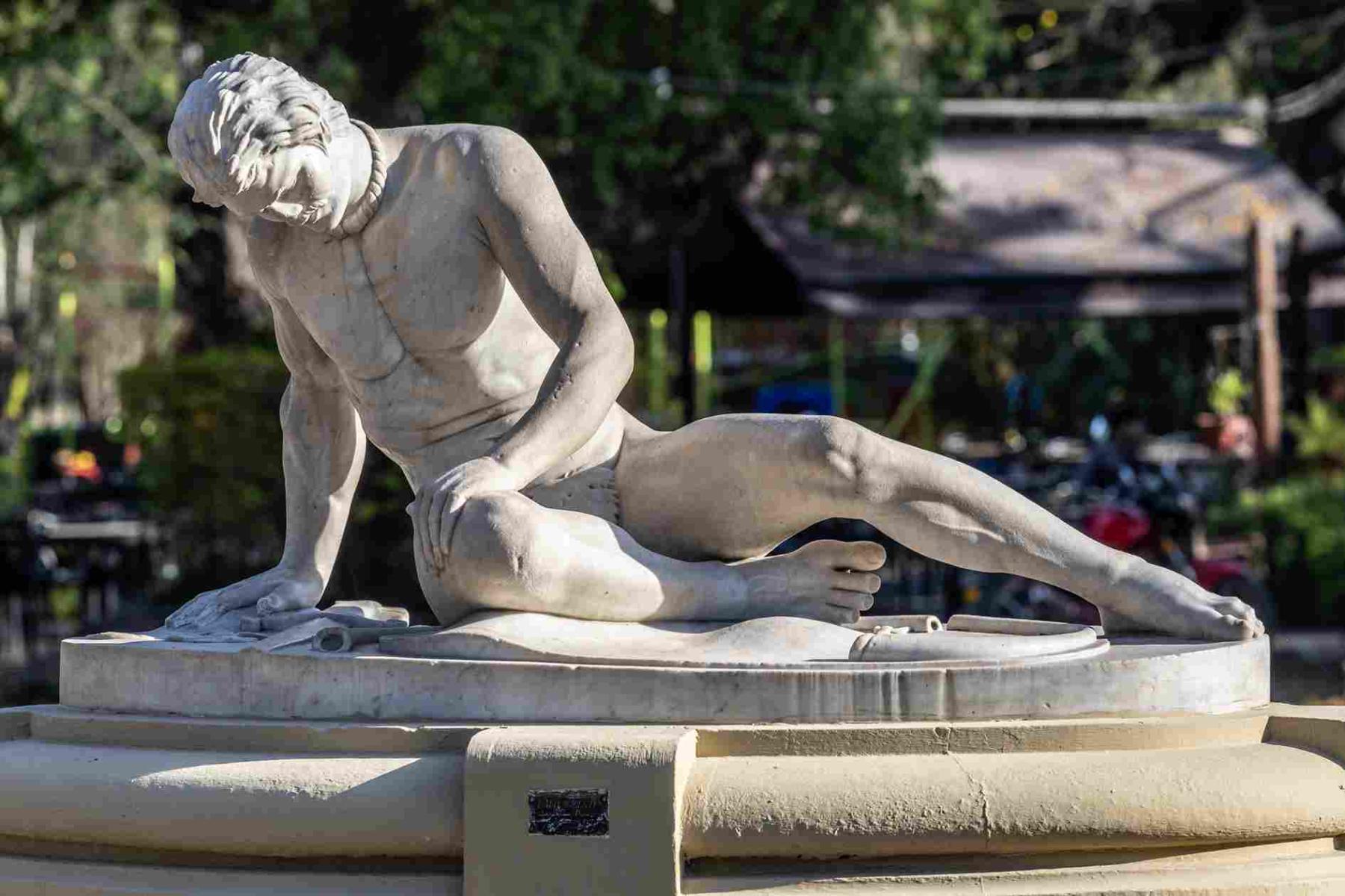 GÁLATA MORIBUNDO GÁLATA MORIBUNDO